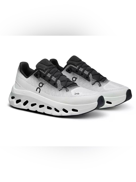 On Running Shoes - OnCloud - On Women's Cloudtilt Shoes - Size 6.5